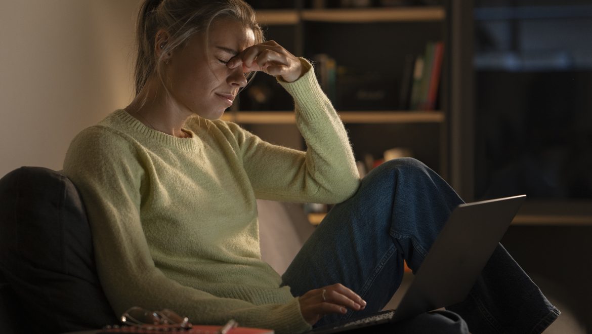 Adicción al trabajo: cuando rendir se convierte en escapar